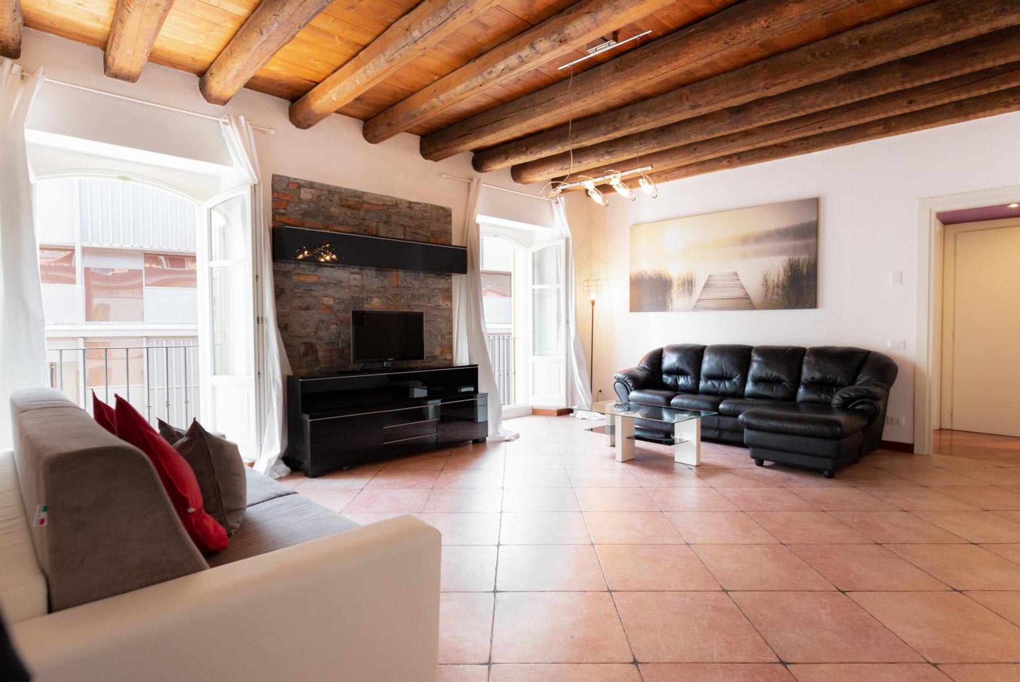 Soleluna Apartments - By Relais Di Giada Lake Como ภายนอก รูปภาพ