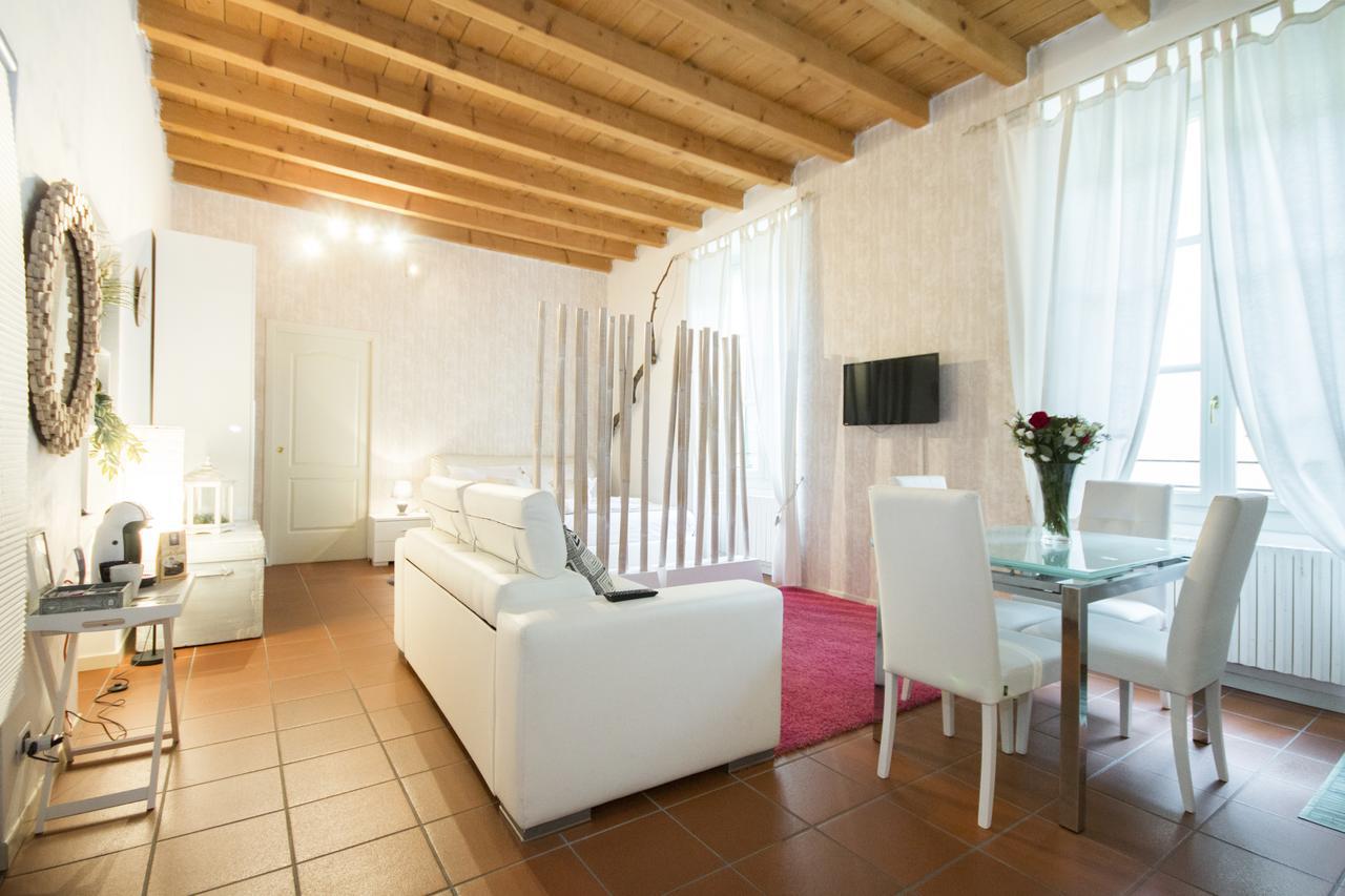 Soleluna Apartments - By Relais Di Giada Lake Como ภายนอก รูปภาพ