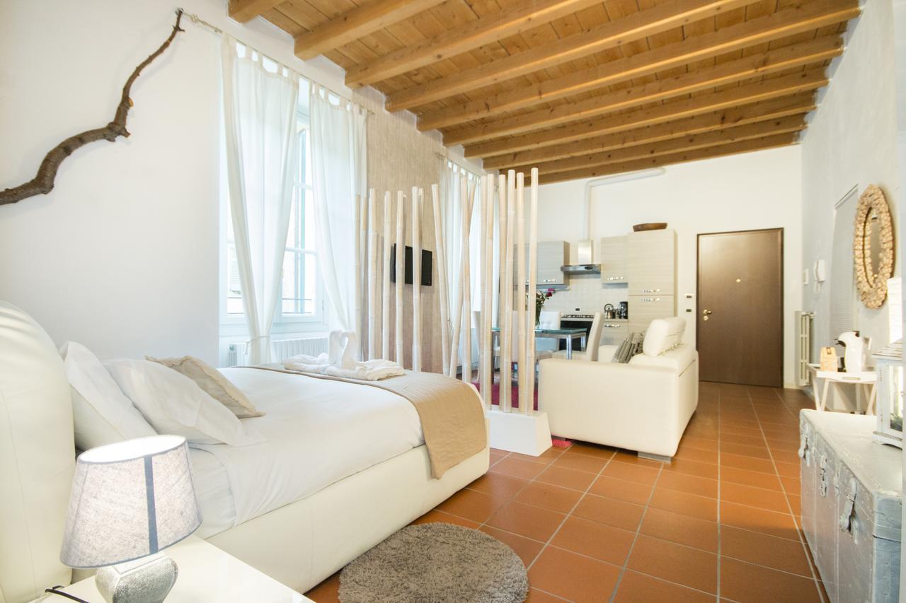 Soleluna Apartments - By Relais Di Giada Lake Como ภายนอก รูปภาพ