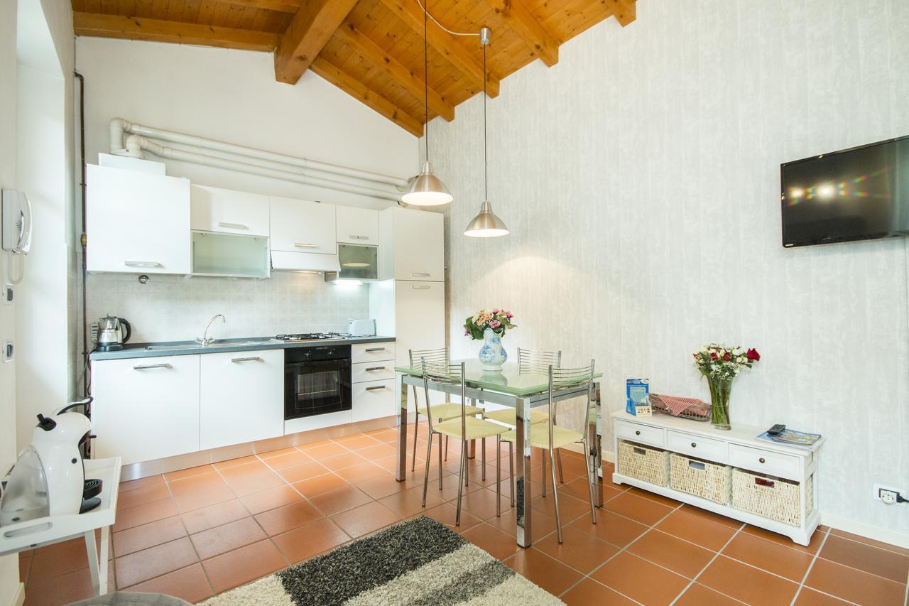 Soleluna Apartments - By Relais Di Giada Lake Como ภายนอก รูปภาพ